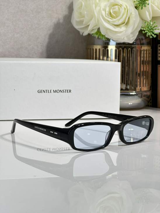 Picture of Gentle Monster Sunglasses _SKUfw77797155fw